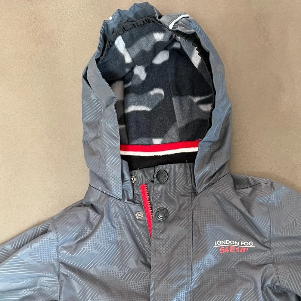 London Fog Coat - Picture 9 of 9